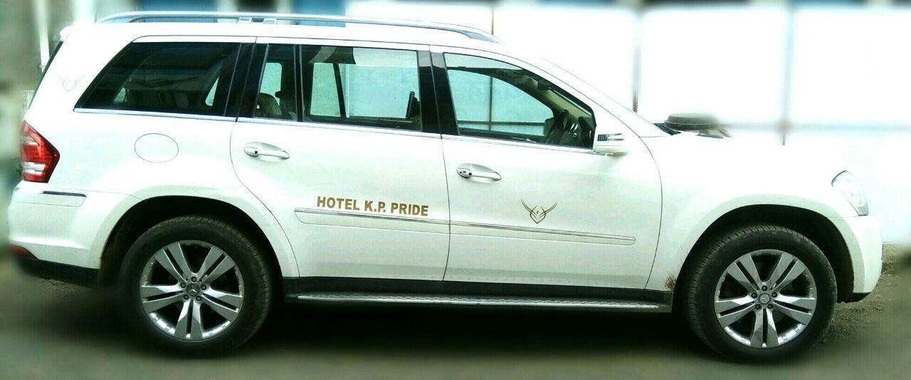 Jālgaon Hotel K P Pride מראה חיצוני תמונה